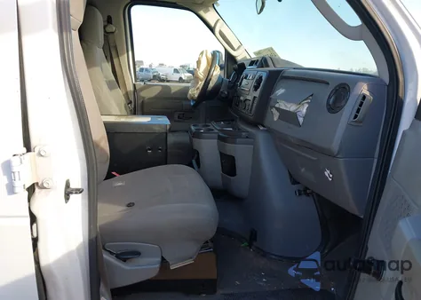2010 Ford E-250 Commercial/Recreational from USA, damaged, VIN 1FTNE2EL6ADA76144